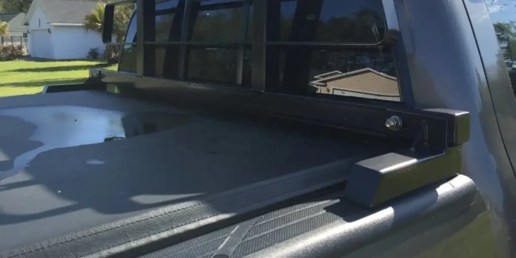 Benefits of a Securely Attached Tonneau Cover