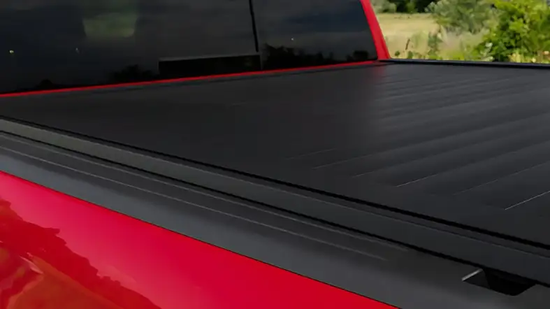 Comparing the PowertraxPRO XR to Other Retractable Tonneau Covers