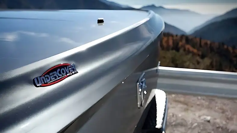 Enhancing Cargo Security: Why Choose a One-Piece Tonneau Cover