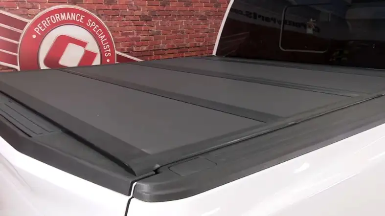 Factors to Consider When Choosing a Tonneau Cover to Prevent Theft