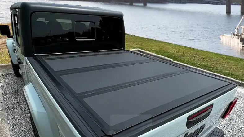 How much does it cost to fix a retractable tonneau cover