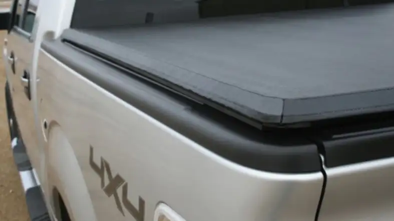 How to Properly Apply a Tonneau Cover Protector