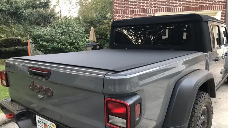 Research and Purchasing Tips for Ford Tonneau Covers