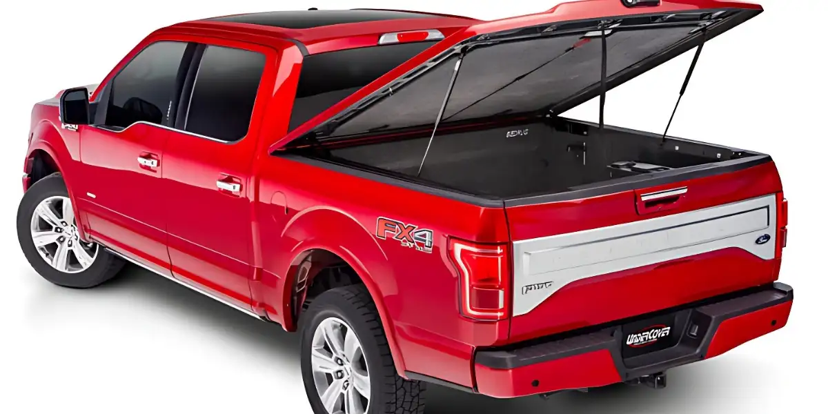 UnderCover Elite LX One-Piece Tonneau Cover review in 2023