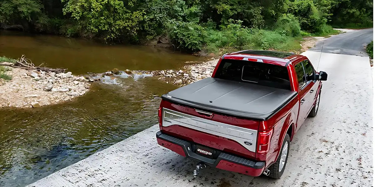 UnderCover SE UC1156 One-Piece Tonneau Cover review In 2023