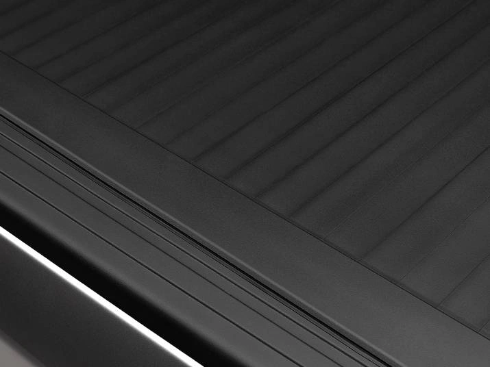 RealTruck Roll-N-Lock A-Series Manual Retractable Tonneau Cover Review 1 All-Aluminum Construction