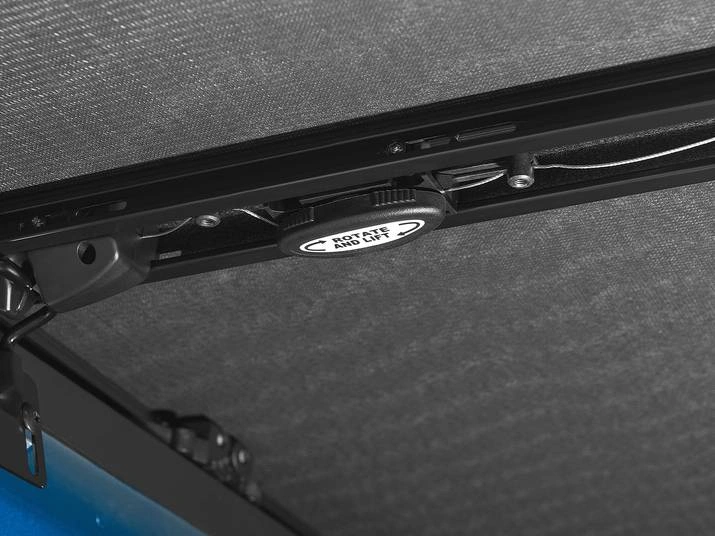 RealTruck Extang Trifecta ALX Soft Folding Tonneau Cover Review 2 Auto Latch System
