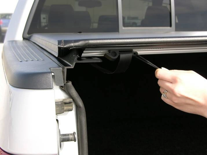 Access LiteRider Soft Roll Up Tonneau Cover Review 1 AutoLatch
