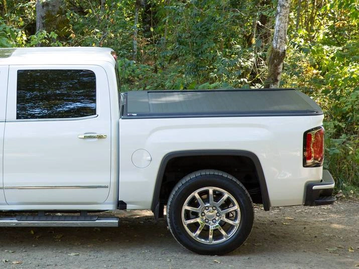 Pace Edwards UltraGroove Metal Manual Retractable Tonneau Cover Review 3 Built To Last