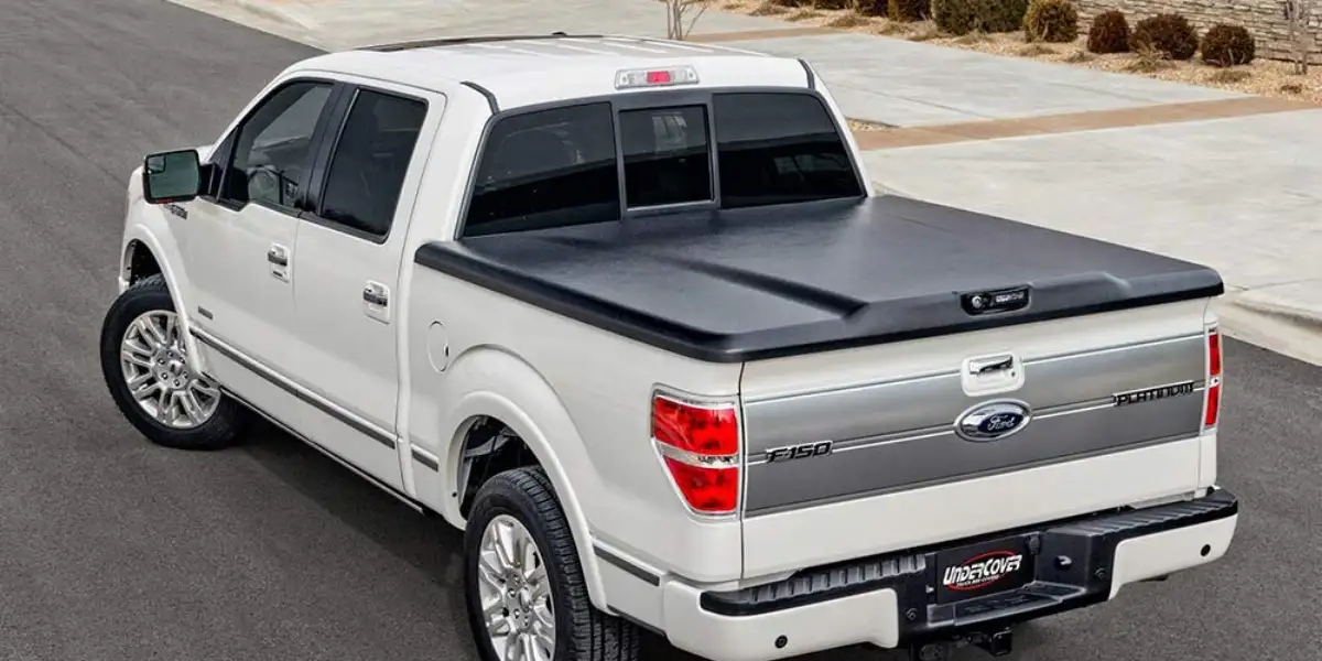 can you drive with tonneau cover down and tailgate down