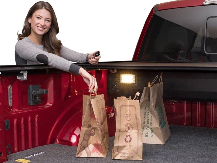 RealTruck Retrax PowertraxPRO MX Electric Retractable Tonneau Cover Review 6 Canister Light