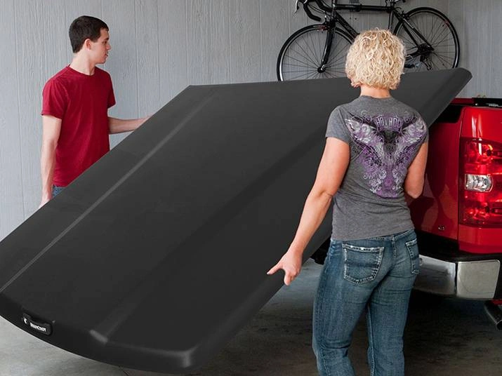 RealTruck UnderCover Elite One Piece Tonneau Cover Review 1 Custom Fit
