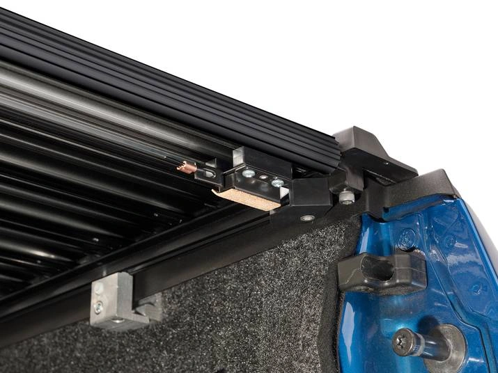 RealTruck Retrax IX Manual Retractable Tonneau Cover Review 3 Customizable Locking Positions