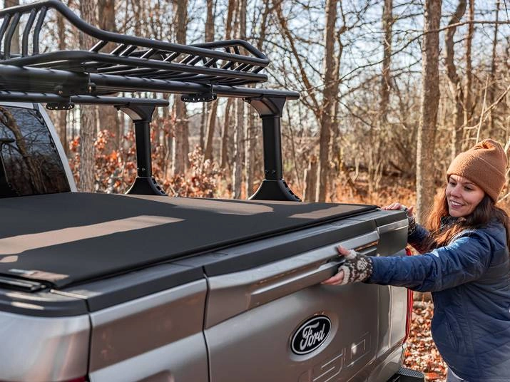 RealTruck TruXedo Pro X15 TS Soft Roll-Up Tonneau Cover w/ T-Slot Rails Review 1 DESIGNED TO BE STRONG AND STEALTHY
