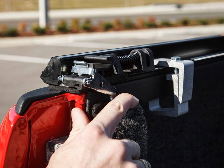 Gator SR1 Pro Soft Roll Up Tonneau Cover Review 6 Easy to Use