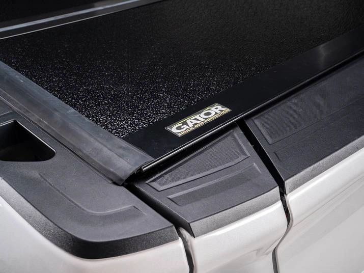 Gator FX3 Hard Folding Tonneau Cover Review 4 EPDM Weather Seal