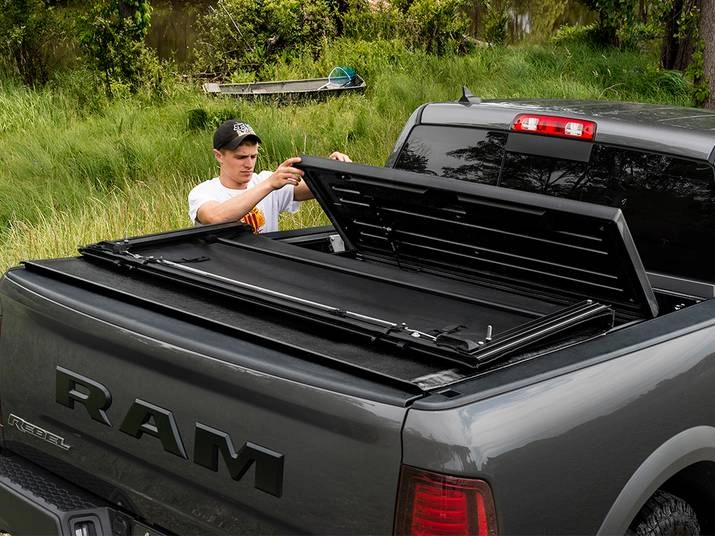 RealTruck Truxedo Deuce Soft Folding Tonneau Cover Review 1 Front of Bed Access