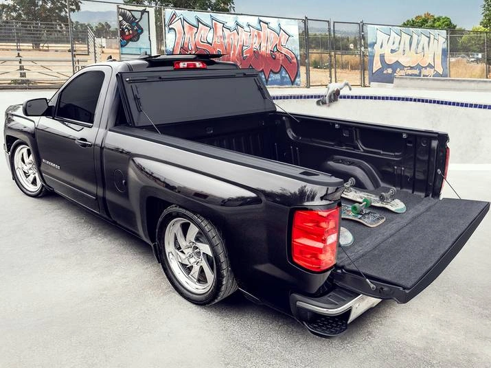 RealTruck BAKFlip G2 Hard Folding Tonneau Cover Review 1 Full Bed Access