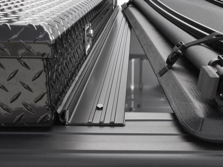 RealTruck Extang Trifecta Toolbox 2.0 Soft Folding Tonneau Cover Review 3 L-Channel Design