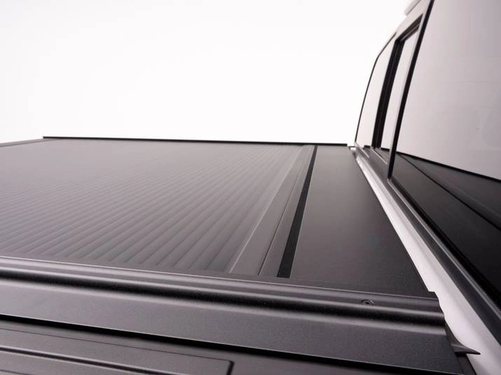 GatorTrax Manual Retractable Tonneau Cover Review 4 Matte Finish