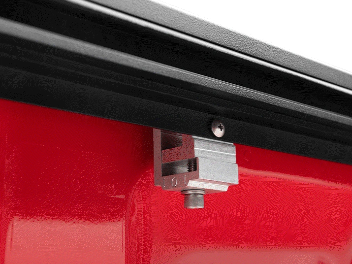 RealTruck Roll-N-Lock M-Series XT Manual Retractable Tonneau Cover w/ T-Slot Rails Review 4 No-Drill Installation