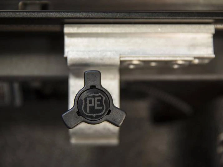 Pace Edwards UltraGroove Manual Retractable Tonneau Cover Review 6 No-Drill Installation