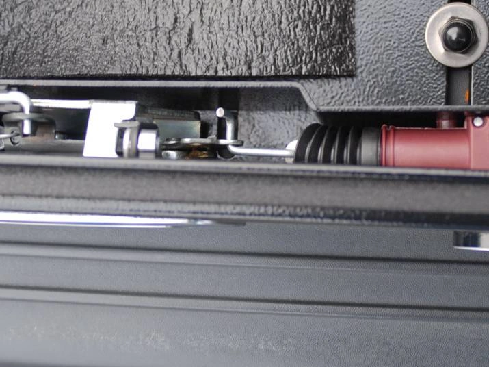 Truck Covers USA American Work Cover Review 1 Power Actuators