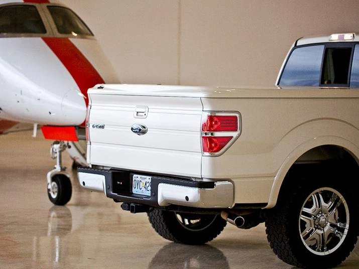 RealTruck UnderCover LUX One Piece Tonneau Cover Review 3 Quick Delivery