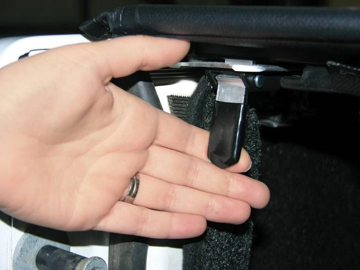 Access TonnoSport Soft Roll Up Tonneau Cover Review 4 Simple Operation