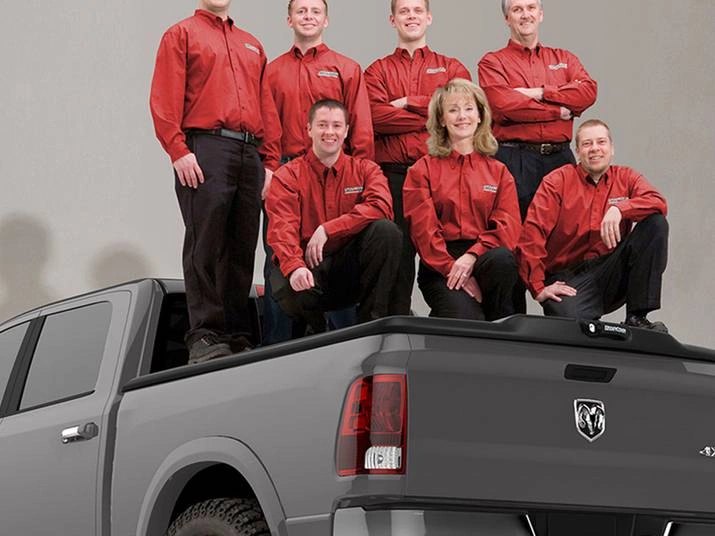 RealTruck UnderCover Elite One Piece Tonneau Cover Review 2 Strength