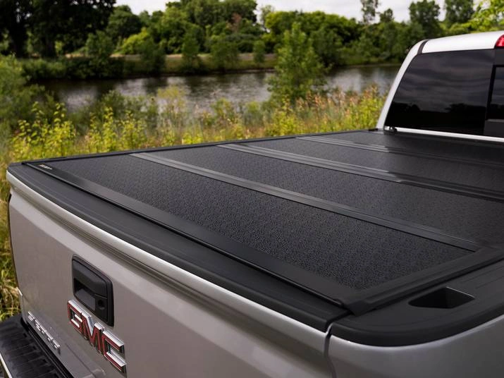 RealTruck BAKFlip F1 Hard Folding Tonneau Cover Review 3 Textured FRP Top Panel
