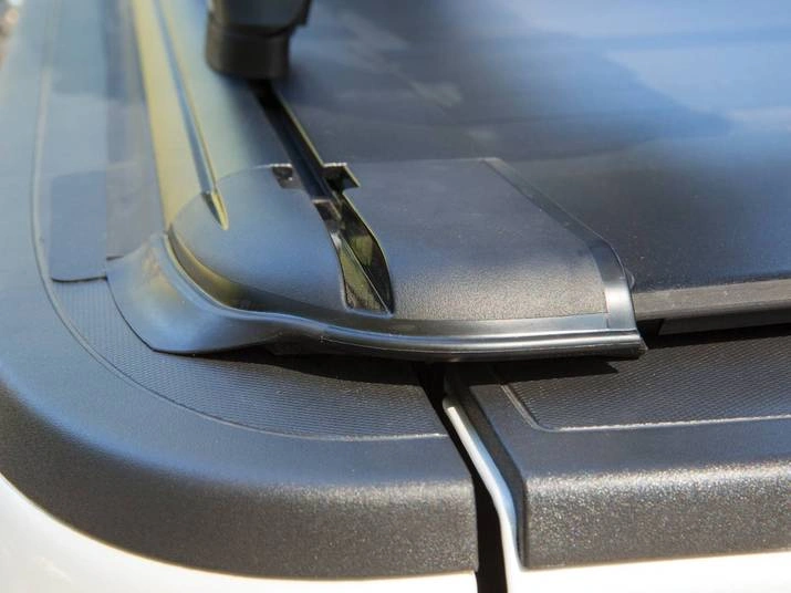 Pace Edwards UltraGroove Manual Retractable Tonneau Cover Review 5 Weather Resistant Design