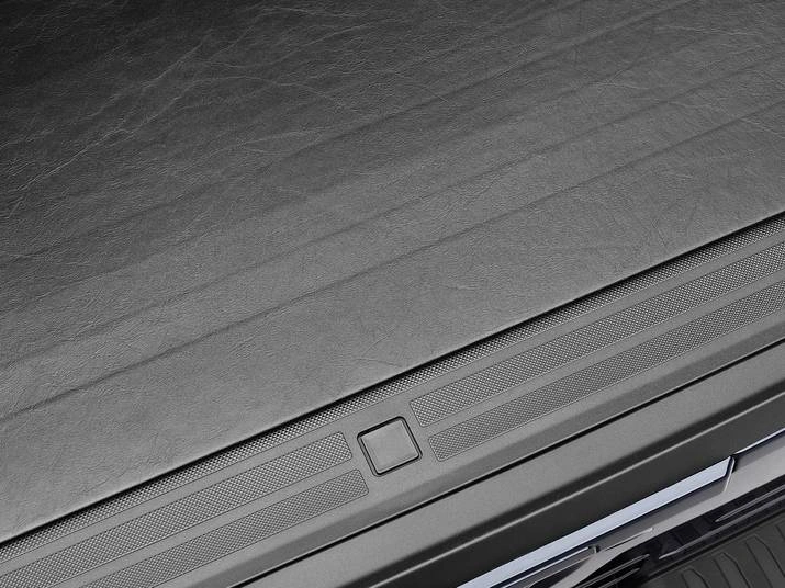 RealTruck BAK Revolver X2 Hard Roll-Up Tonneau Cover Review 5 Weather Resistant Design